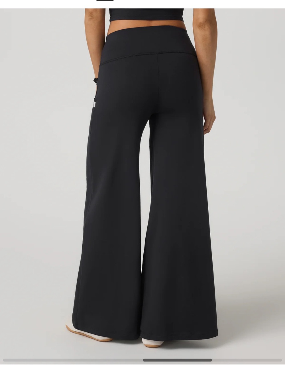 Vuori wide leg size medium - Picture 1 of 3